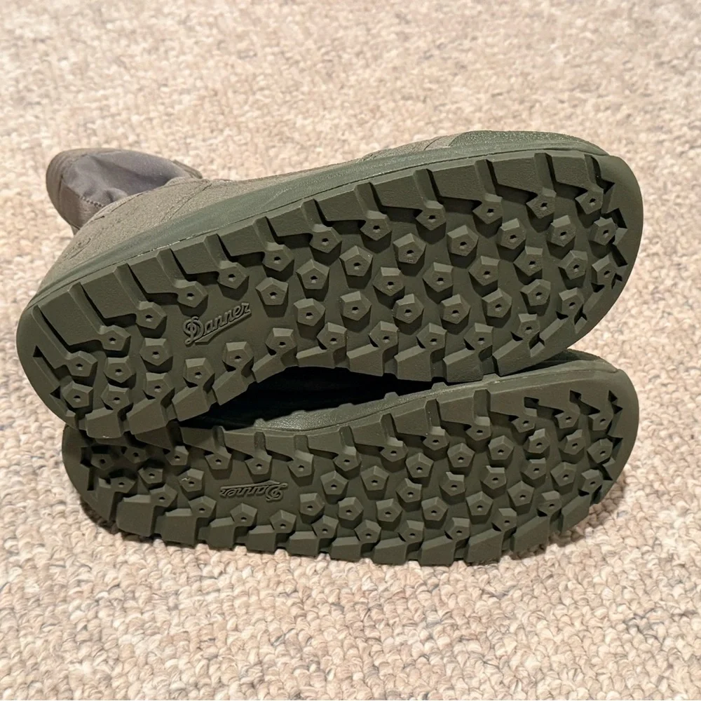 Danner never worn